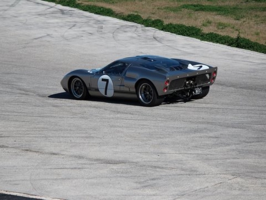 Gray GT 40